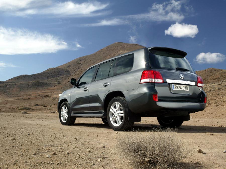  Toyota Land Cruiser 200 2007 года  (фото 20 из 196)